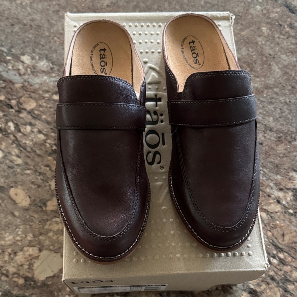 NEW! Taos Footwear Women's Dark Brown Leather Loafers